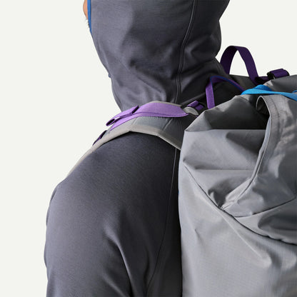 Men's R1® Ultralight Hoody - US 2304