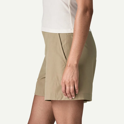 Women's Roamwith Shorts - US 4338